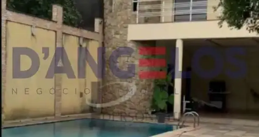 Sobrado de Luxo na Vila Carrão: 7 Quartos, 4 Suítes, 2 Salas, 5 Banheiros, 10 Vagas - 490m² - São Paulo-SP