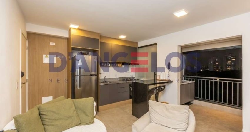 Apartamento à venda no Tatuapé, São Paulo-SP - 2 quartos, 2 salas, 1 banheiro, 1 vaga de garagem - 42m²