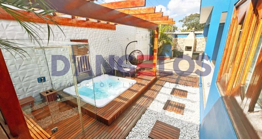 Sobrado de Luxo com 5 quartos e 3 suítes no Jardim Nossa Senhora do Carmo, São Paulo-SP!