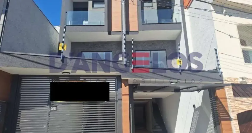 Lindo Sobrado à Venda na Penha, São Paulo-SP - 3 quartos, 1 suíte, 1 sala, 3 banheiros, 4 vagas, 140m²!