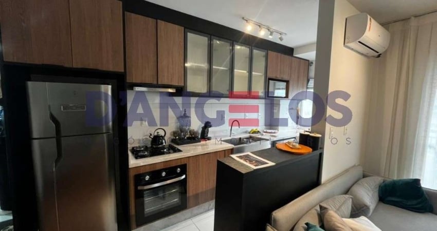 Apartamento à venda em Poá-SP, Jardim Débora: 2 quartos, 2 salas, 1 banheiro, 1 vaga de garagem - Imperdível!