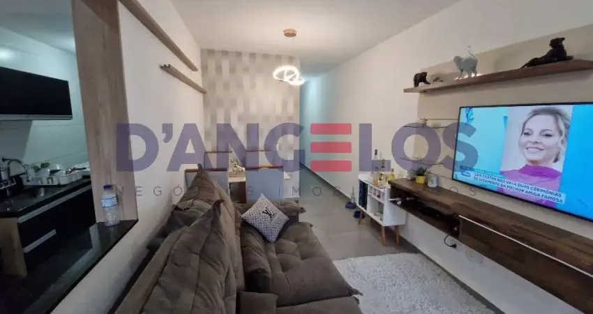 Apartamento à venda em São Paulo - 2 quartos, 1 sala, 1 banheiro, 1 vaga, 54m² no Tatuapé! Mobiliado