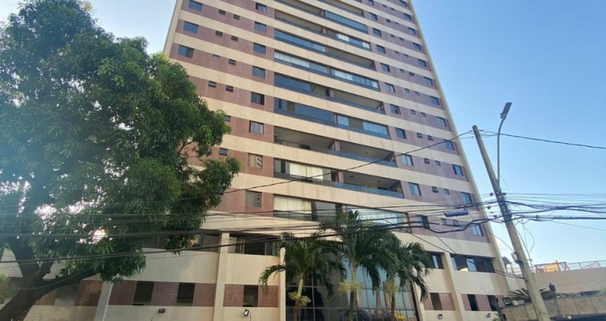 Edf. Poeme - Apartamento no Bairro de Casa Forte com 3 quartos sendo 3 suítes  com 139m² por R$ 1.330.000,00.