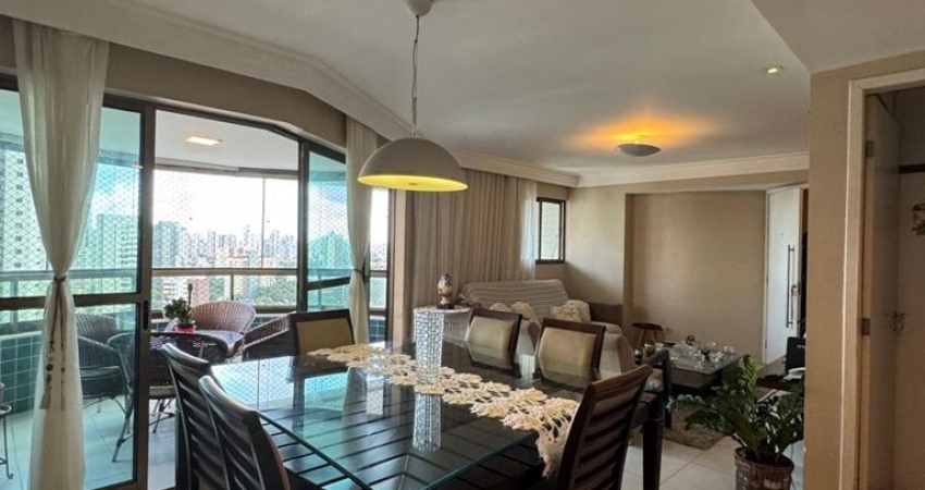 Edf. Estação das Ubaias - Apartamento em Casa Forte com 4 quartos sendo 2 suítes com 124m² por R$ 1.100.000,00.