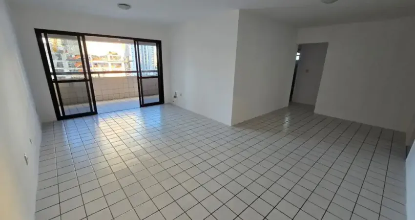 Apartamento no Bairro dos Afiltos com 140m², 4 quartos sendo 2 suítes por R$ 950MIL.