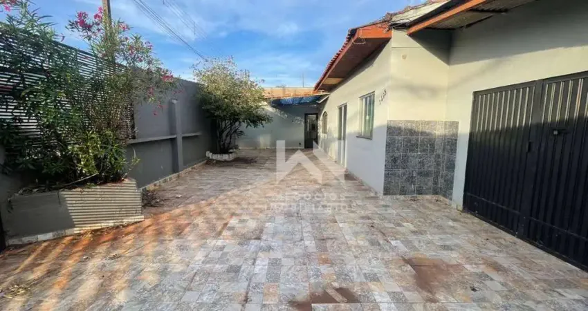 Casa com 4 dormitórios à venda, 187 m² por R$ 180.000,00 - Conjunto Semiramis Barros Braga - Londrina/PR