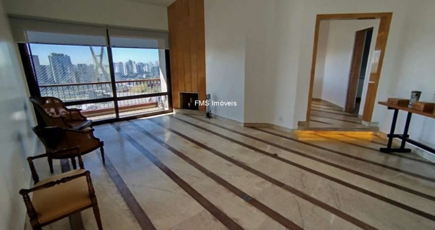 Aluga Cobertura Duplex no Real Parque, com 3 suítes, 3 salas, 6 banheiros, 6 vagas, 490m².