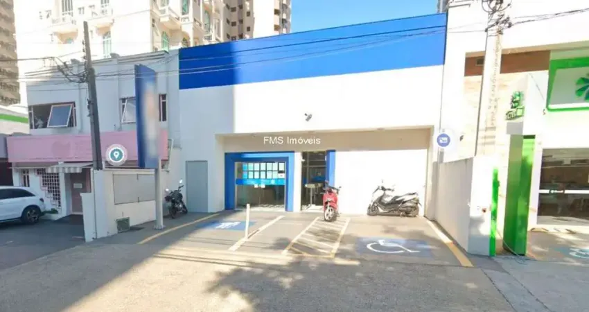 Prédio Comercial Inteiro para Locação em São Paulo-SP, Campo Belo: 486m², 3 Banheiros, 2 Vagas de Garagem!