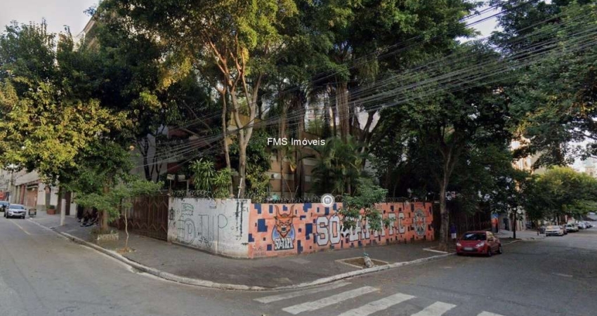 Galpão Comercial para Locação em São Paulo-SP, Bairro Campos Elíseos: 2 Banheiros, 700m² de Área!