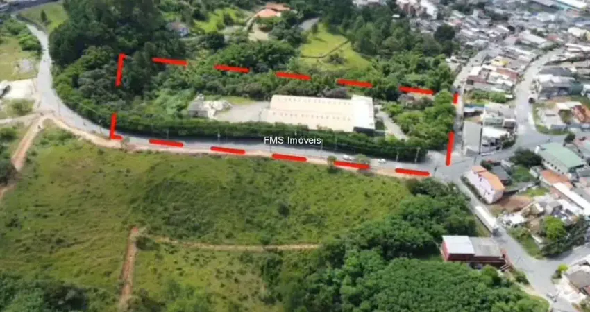 Barracão / Galpão / Depósito à venda na Estrada Municipal Pascoal Presto, 3250, Rio Abaixo, Itaquaquecetuba