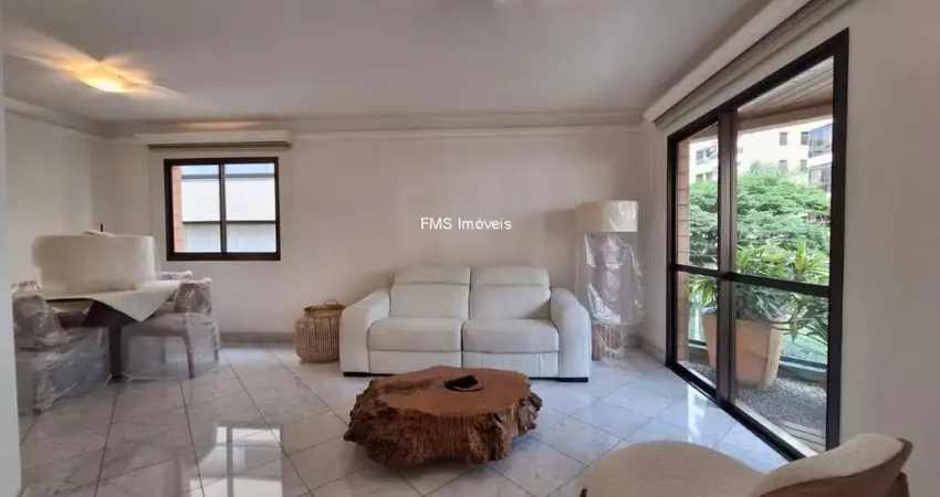 Apartamento à venda ou locação no Brooklin Novo, com 3 Quartos sendo 1 Suíte, 3 Banheiros e 3 Vagas de Garagem.