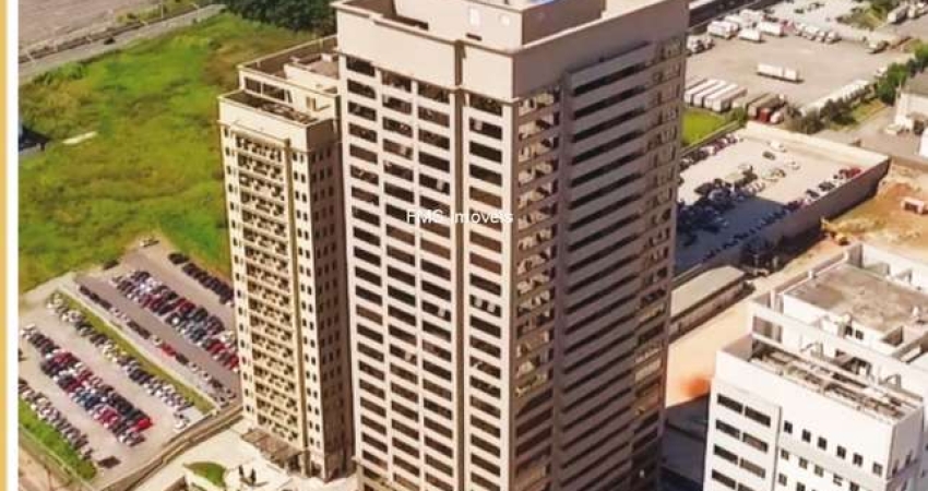 Conjunto comercial com 677m² para locação em Alphaville.
