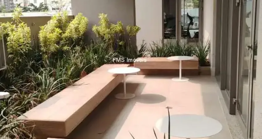 Studio de Luxo na Vila Olímpia: 1 quarto, 1 sala, 1 banheiro, 25m² de área para venda em São Paulo-SP.