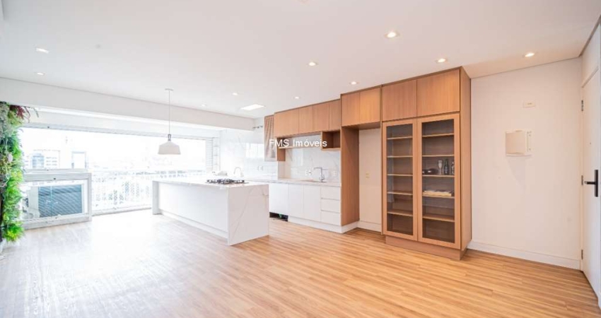 Apartamento à venda no Brooklin com 2 quartos, 1 suíte, 1 sala, 2 banheiros, 1 vaga e 74m²!