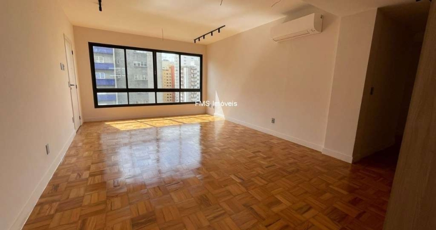Excelente oportunidade: Apartamento de luxo com 3 suítes na Vila Nova Conceição, São Paulo-SP - 94m², 4 banheiros e vaga de garagem!