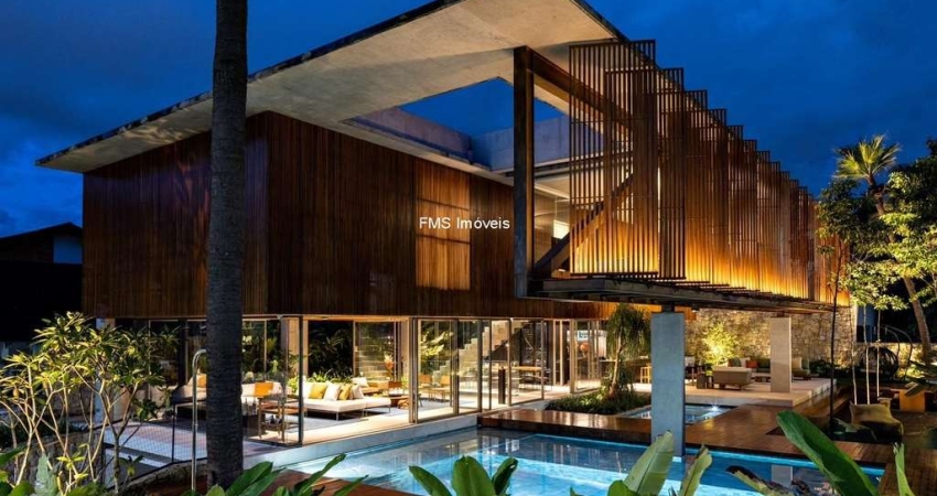 Imponente casa de alto padrão em Alphaville Residencial 1, Barueri-SP: 4 quartos, 4 suítes, 3 salas, 7 banheiros, 6 vagas, 721m².