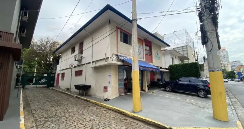 Oportunidade única! Casa na Vila Olímpia, São Paulo-SP: 3 quartos, 2 suítes, 3 banheiros, 2 vagas, 106,92m². Venha conferir!