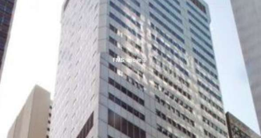 Conjunto comercial com 381m² mobiliado no Rio de Janeiro.