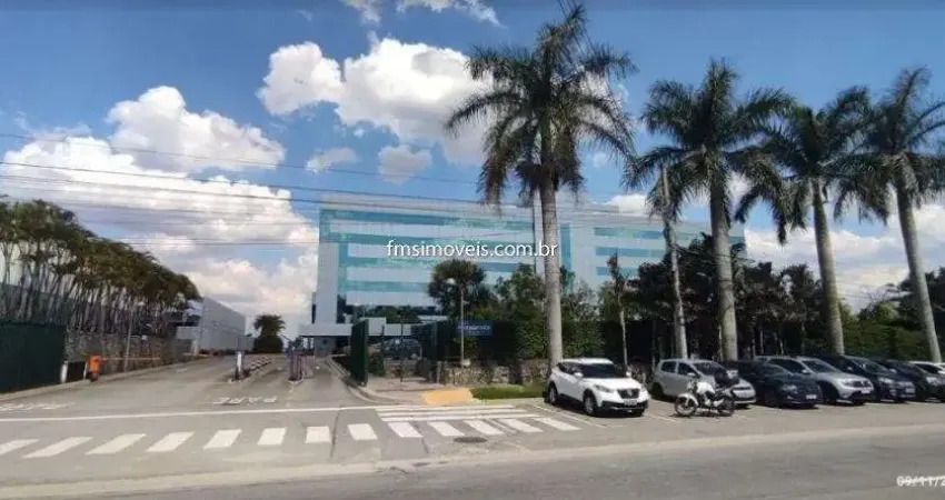 Conjunto Comercial de Alto Padrão com 641,50 m², 4 Banheiros e 18 Vagas de Garagem no Tamboré, Barueri-SP!
