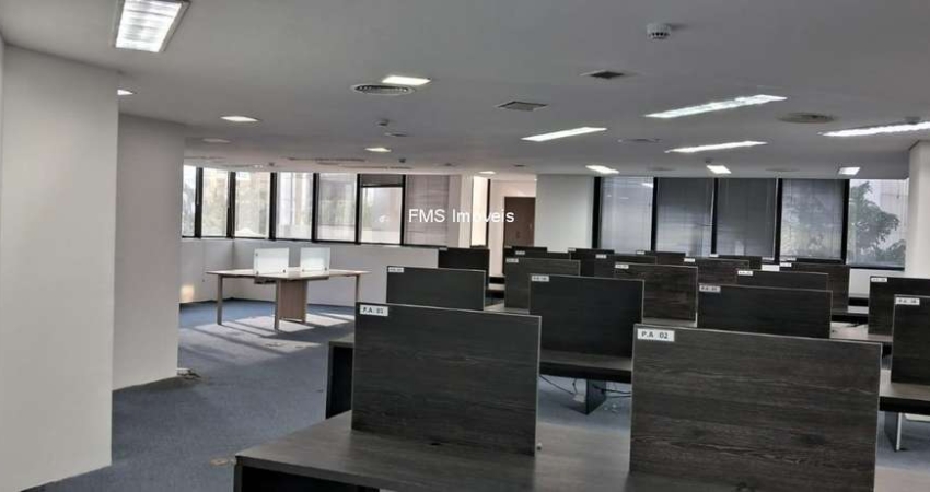 Conjunto Comercial para Locação no Brooklin: 1 Sala, 5 Vagas de Garagem e 254m² em São Paulo-SP!