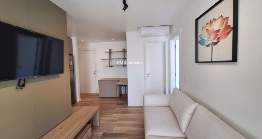 Apartamento com 1 suíte mobiliado na Vila Nova Conceição.
