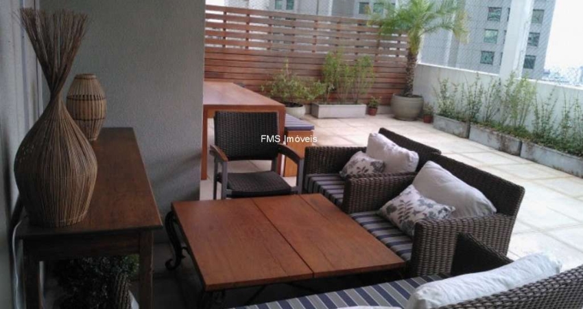 Cobertura de luxo com 3 quartos e 2 suítes na Bela Vista, São Paulo-SP: 220m², 6 banheiros e 2 vagas de garagem!