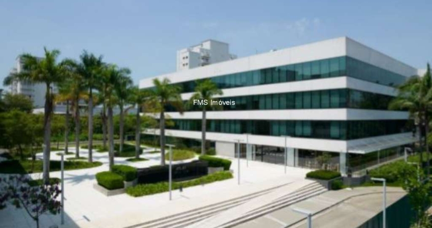 Conjunto comercial com 544m² para locação na Vila Leopoldina.