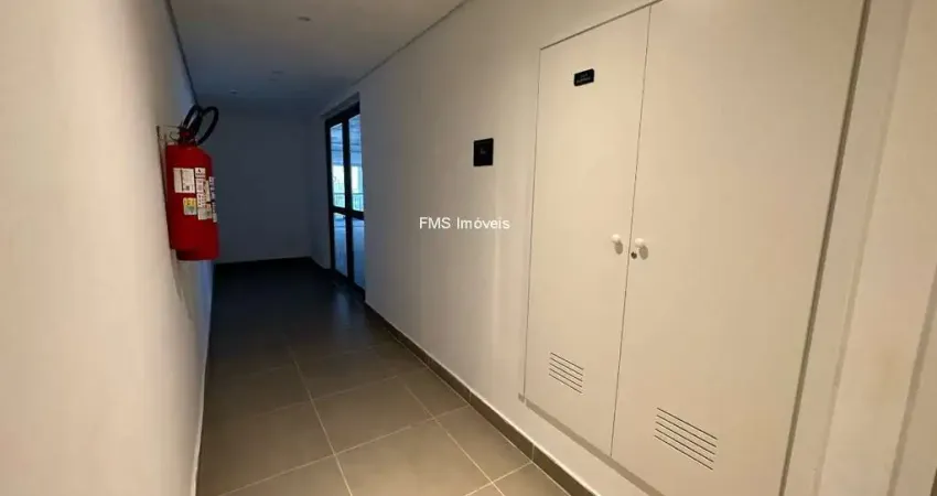 Laje comercial com 690m² para locação em Conceição.