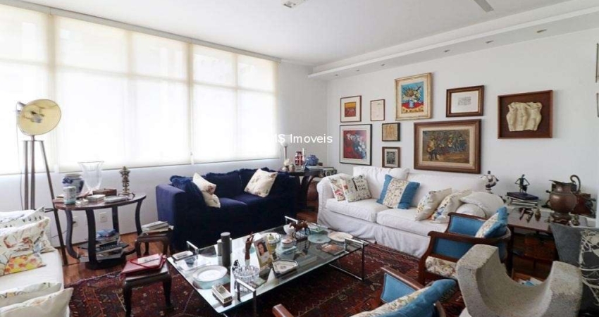 Apartamento à Venda na Consolação: 2 Quartos, 2 Suítes, 1 Sala, 4 Banheiros, 2 Vagas de Garagem, 199m² - São Paulo-SP