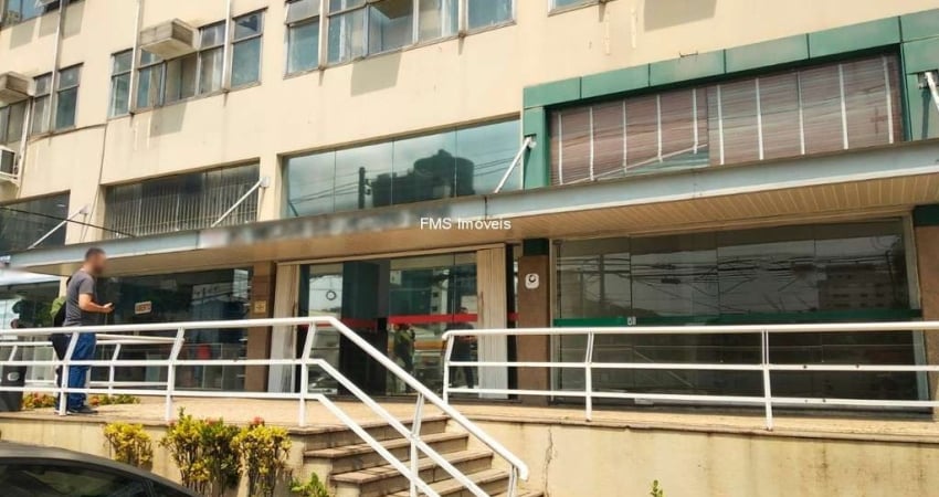 Loja para locação no Campo Belo, São Paulo-SP: 212m², 3 vagas de garagem!