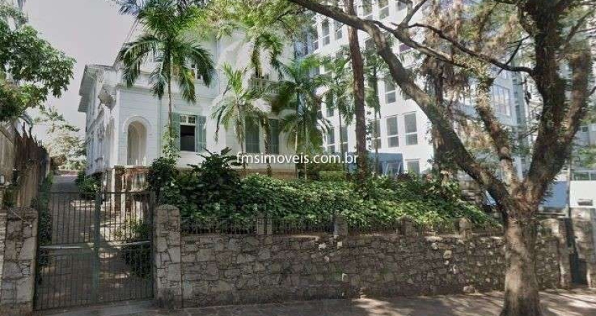 Casa Comercial de Luxo para Locação em São Paulo-SP, Jardim Paulista! 4 quartos, 8 salas, 3 banheiros, 8 vagas, 610m².