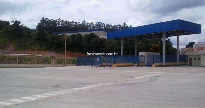Galpão para Locação em Cajamar-SP  - 3.426m², 9 Vagas, 5 Docas.