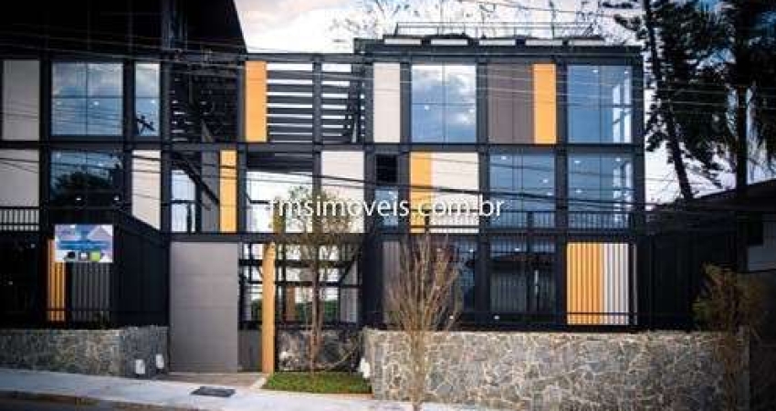 Conjunto comercial com 120m2 no Alto de Pinheiros.