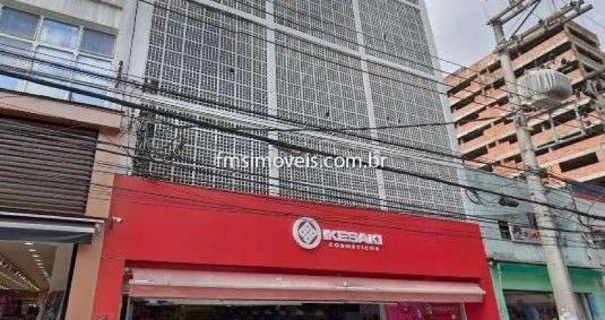 Prédio comercial amplo em Santo Amaro, São Paulo: 1.474m², 2 banheiros - Locação!