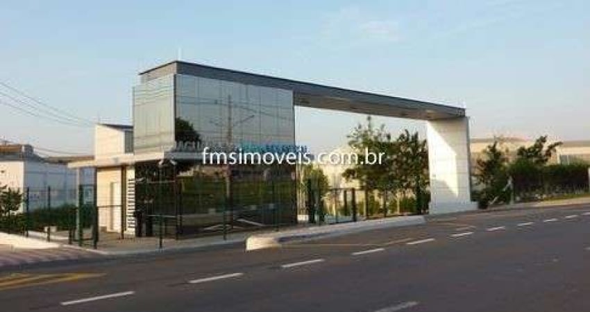 Galpão Comercial de Alto Padrão para Locação em Jaguariúna-SP na Chácara Primavera: 6 banheiros, 10 vagas de garagem, 4.068,00 m² de área.