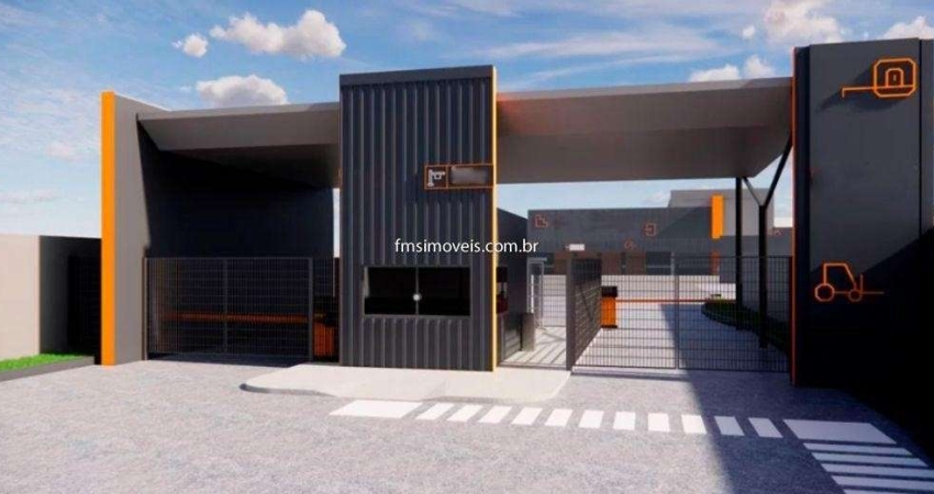Galpão Comercial para Locação em São Paulo-SP, Vila Anastácio: 2 Banheiros, 5 Vagas de Garagem e 3.409,92 m² de Área