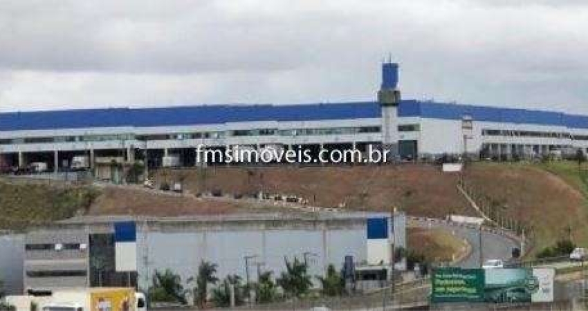 Galpão com 1106m² de armazenamento em Guarulhos - SP.