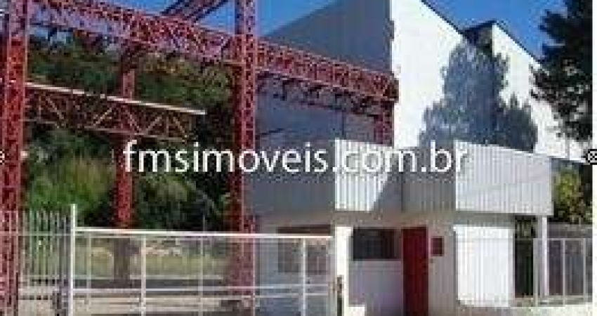 Galpão para Locação no Centro de Mairinque-SP: 3000 m² de Terreno e 1000 de construção.