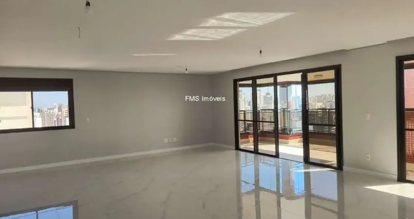 Cobertura duplex na Vila Mariana, com 4 suítes, 5 banheiros, 5 vagas, 433,13m².