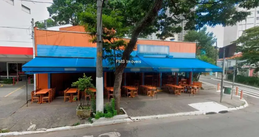 Prédio com 3 salas para alugar na Rua dos Caetés, 415, Perdizes, São Paulo