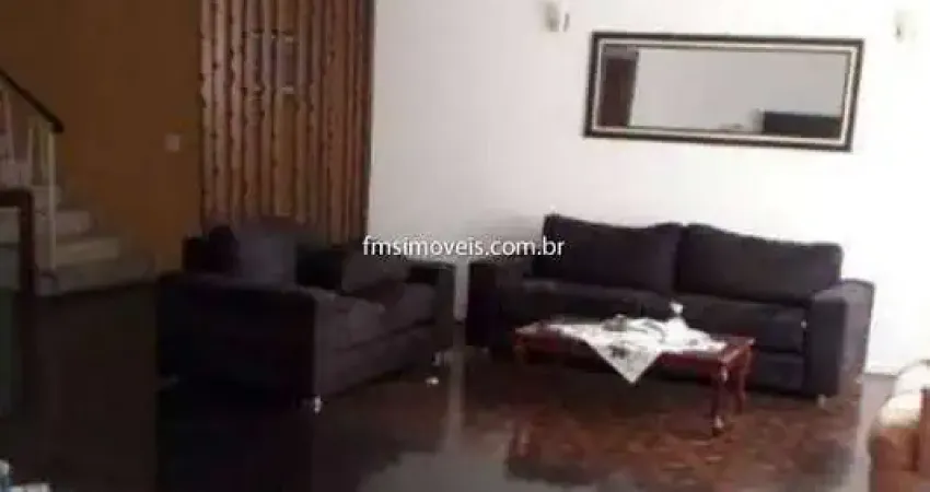 Sobrado para venda e locação com 4 quartos e 2 suítes na vila noca.