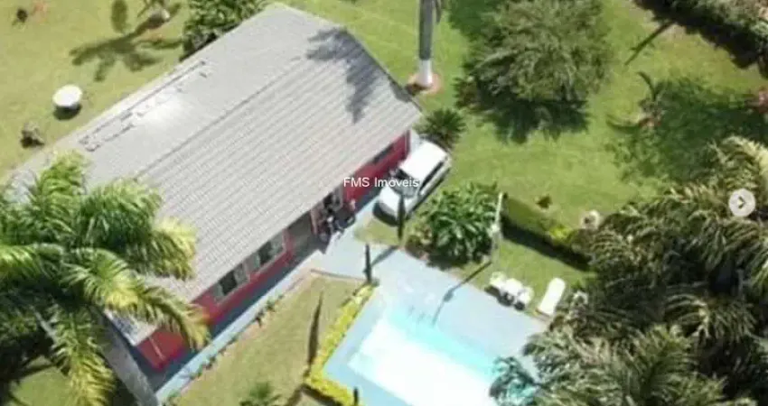 Chácara à venda em pouso alegre mg - 8 km do centro - 2 quartos - 1 sala - 1 banheiro - 10.000,00 m² de área