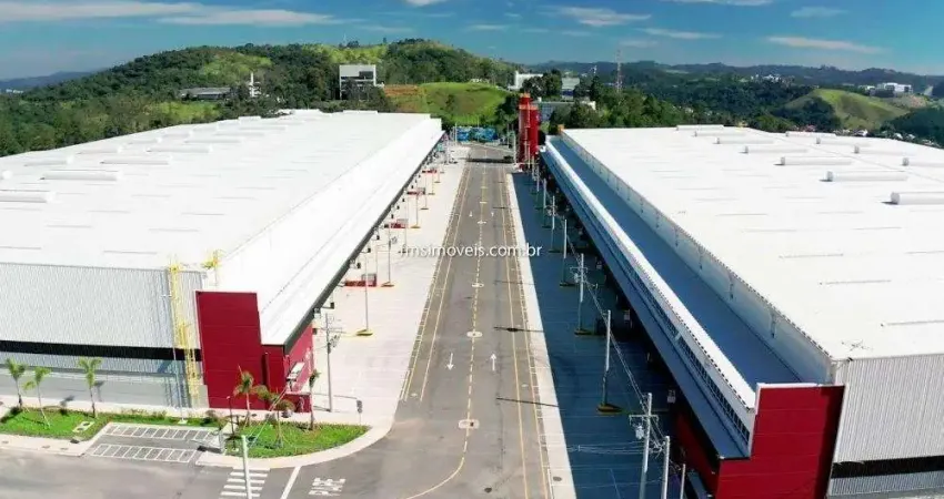 Excelente oportunidade! galpão comercial para locação em itapevi-sp, bairro itaqui, 5 salas, 4 banheiros, 6 vagas de garagem, 1.422,56 m².