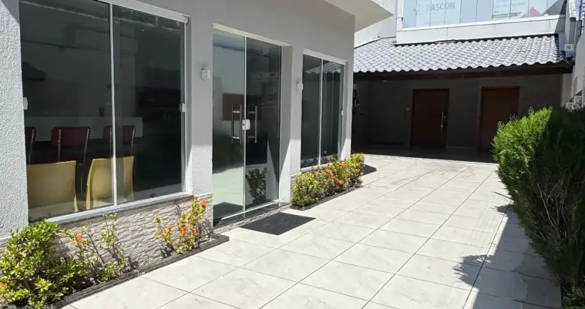 Casa com 2 quartos à venda na Rua Teofredo Goiana, 280, Cidade dos Funcionários, Fortaleza