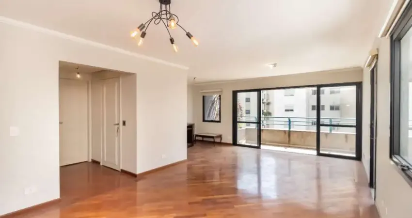 Apartamento tipo para venda com 3 quartos, sendo 1 suíte, 136m²