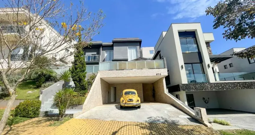 Casa em condomínio para venda com 4 quartos, sendo 4 suítes, 320m²