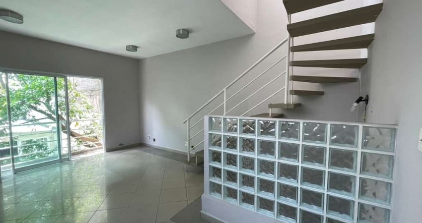 Casa comercial para alugar na Avenida Pavão, 956, Moema, São Paulo