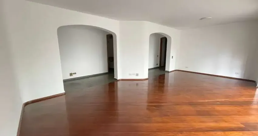 Apartamento tipo para venda com 3 quartos, sendo 1 suíte, 145m²