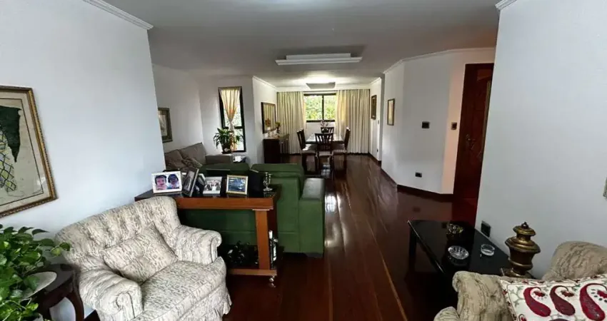 Apartamento tipo para venda com 4 quartos, sendo 1 suíte, 181m²