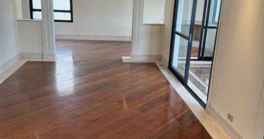 Apartamento tipo para venda com 3 quartos, sendo 3 suítes, 216m²